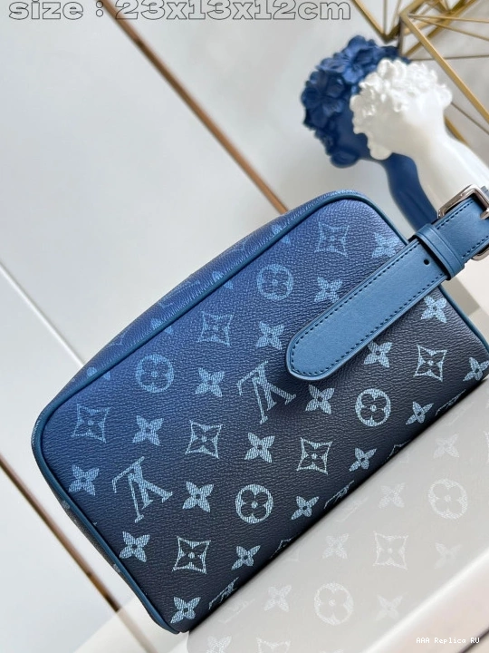Aaa replica ru KIT LOUIS DOPP LOCKER VUITTON bag-23*13*12CM 0721